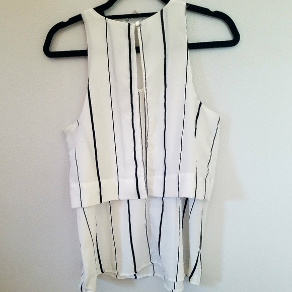 Women's White Black Striped Sleeveless Top Medium - Picture 2 of 3